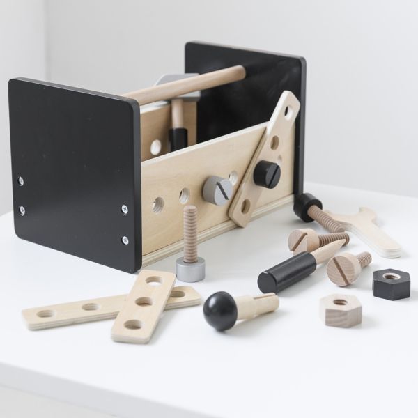 toys wooden toolset toolbox from Petite Amélie