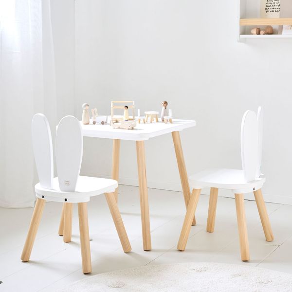 Table with white chairs for toddlers, featuring a charming rabbit design from Petite Amélie