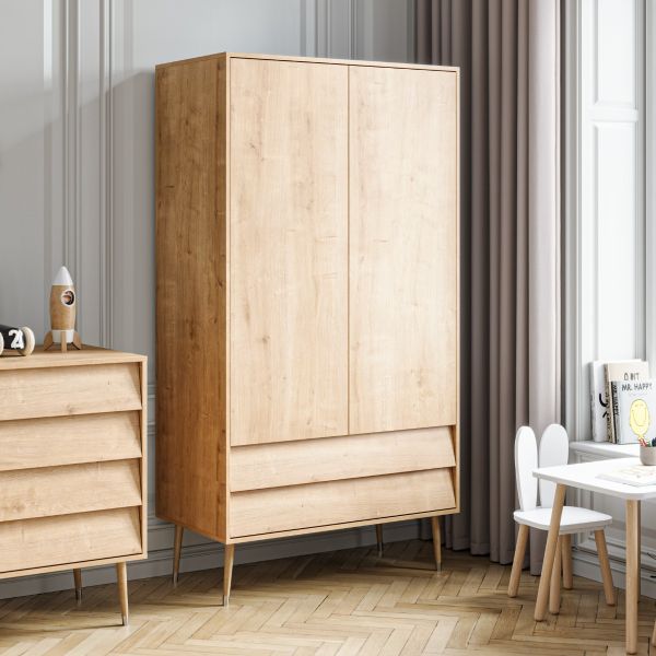 Wardrobe with drawers made from natural wood in the Bosque collection from Petite Amélie