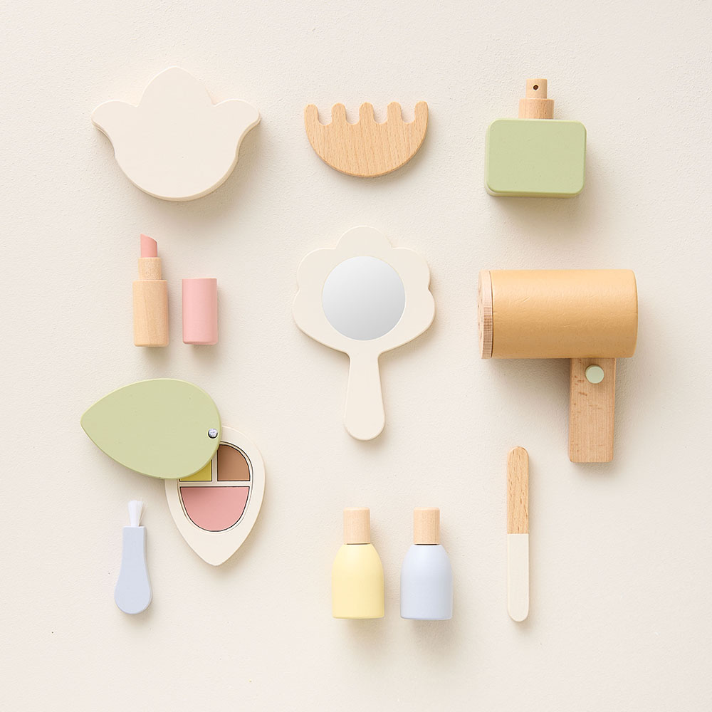 Kids vanity set «Kit de beauté d' Amélie» 